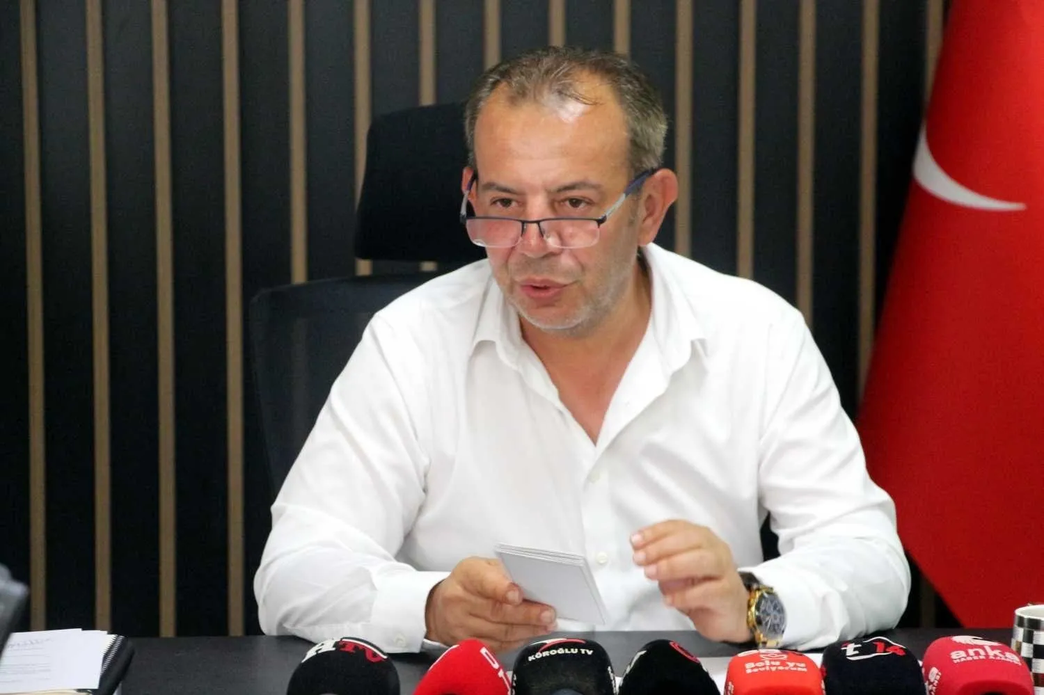 Bolu Belediyesi'ne rüşvet soruşturması: Tanju Özcan ve 13 kişi gözaltında