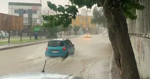 Birçok ili sağanak ve fırtına vurdu!