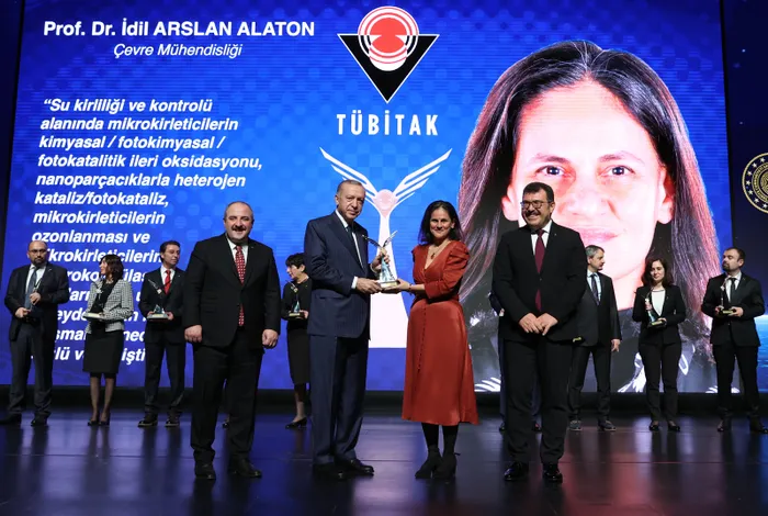 Son dakika: Başkan Erdoğan'dan TÜBİTAK ve TÜBA Bilim Ödülleri Töreni'nde önemli açıklamalar - 8