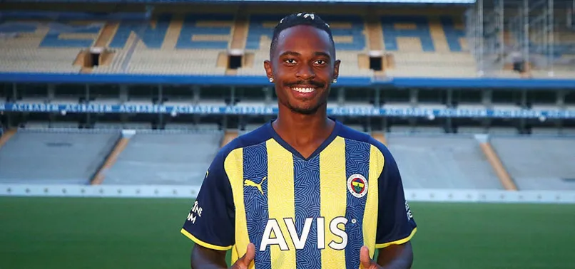 Fenerbahçe'nin yeni transferi Lincoln Henrique'dan taraftarlara ilk mesaj