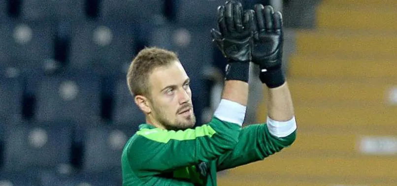 Bursaspor Mert Günok ile yollarını ayırıyor!