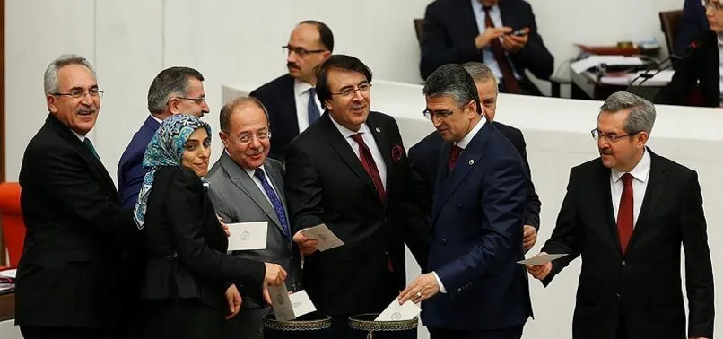7. madde 340 oyla kabul edildi!