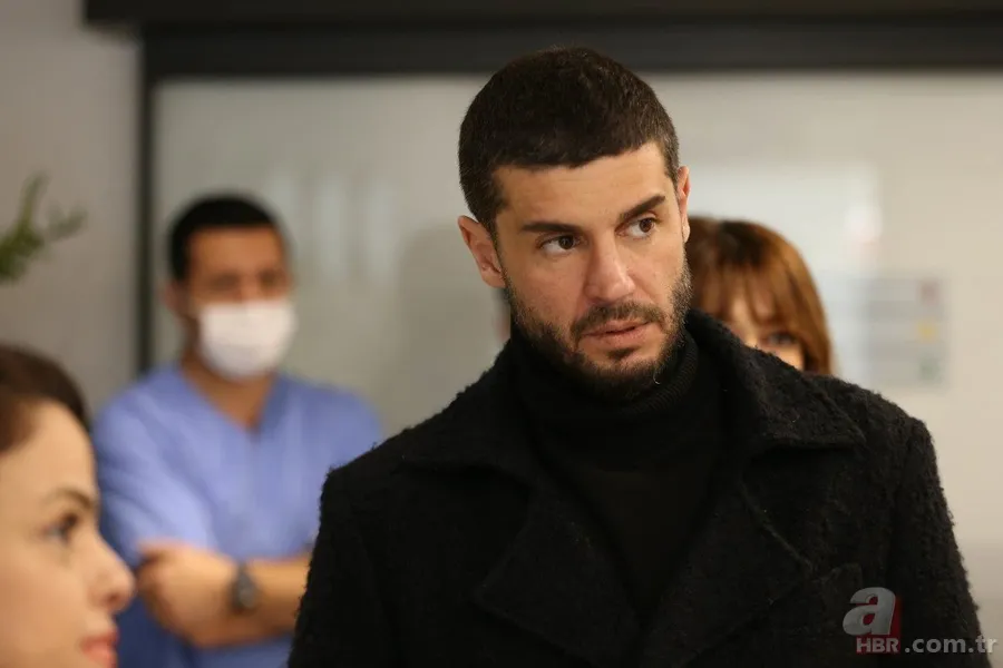 Bir Küçük Gün Işığı'nda Elif Fırat'ın babasının Cemil olmadığını öğrendi! 14