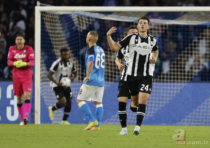 Fenerbahçe'den tarihe geçecek teklif! Mourinho istedi Samardzic için kesenin ağzı açıldı 12
