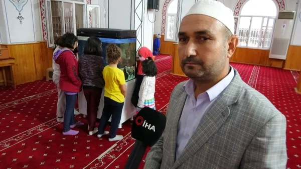Çocuklar için camiye akvaryum yaptırdı! İmamın güzel hizmeti tam not aldı - 4