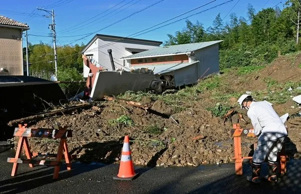 Japonya felaketi yaşıyor! Tayfun ülkeyi yıktı geçti: Tetikte olun - 3