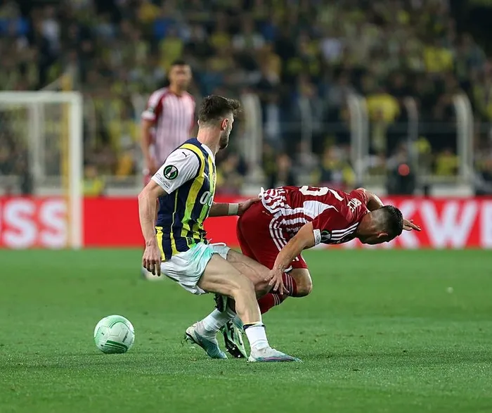 Fenerbahçe Olympiakos’a penaltılarda yenilerek Avrupa’ya veda etti!