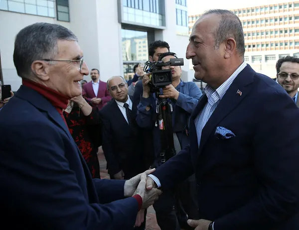 Bakan Çavuşoğlu, Aziz Sancar ile görüştü