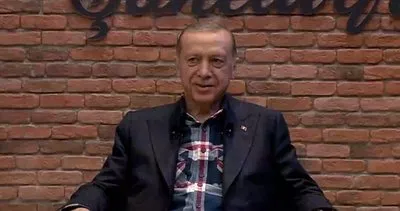  Başkan Erdoğan 'Gülüm Benim' şarkısına eşlik etti
