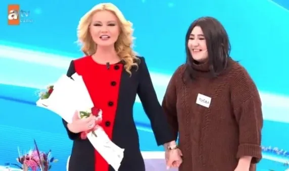 muge-anli-canli-yayinda-dogum-gununde-yasadigi-feci-kazayi-anlatti-1671530569288.jpg Müge Anlı canlı yayında doğum gününde yaşadığı feci kazayı anlattı - 1