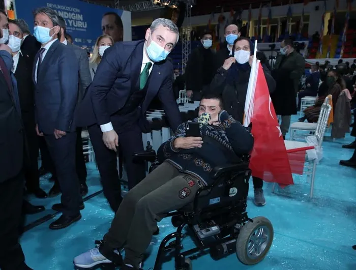 AK Partili Bayram Şenocak'tan CHP'ye Boğaziçi provokasyonu tepkisi: Örgütlere diyet ödüyor - 8
