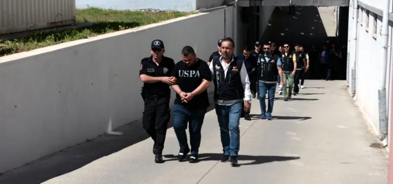 Adana’da uyuşturucu satıcılarına operasyon! 12 şüpheli gözaltında