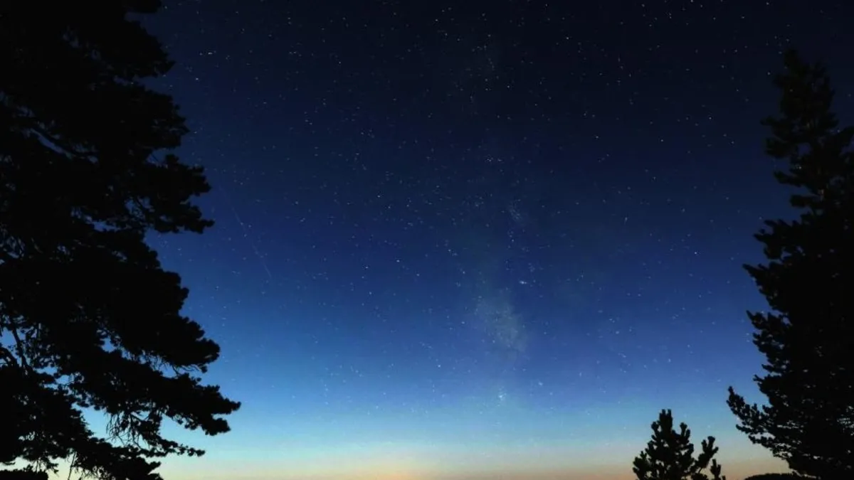 Sakarya'da mest eden görüntüler: Perseid meteor yağmuru görsel şölen oluşturdu