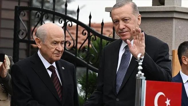 İki lider iki devlet adamı: Erdoğan ve Bahçeli!