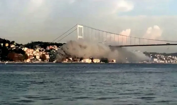 Tarihi Rumeli Hisarı İskelesi'ndeki restoranda yangın - 2