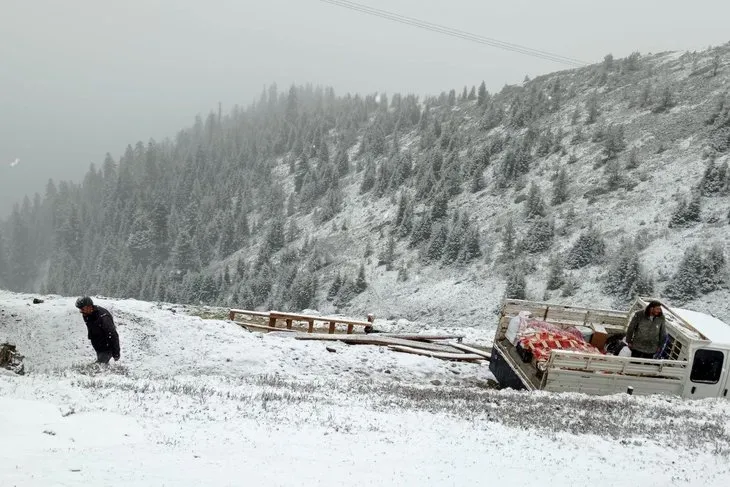 Karadeniz’in yüksekleri karla beyaza büründü