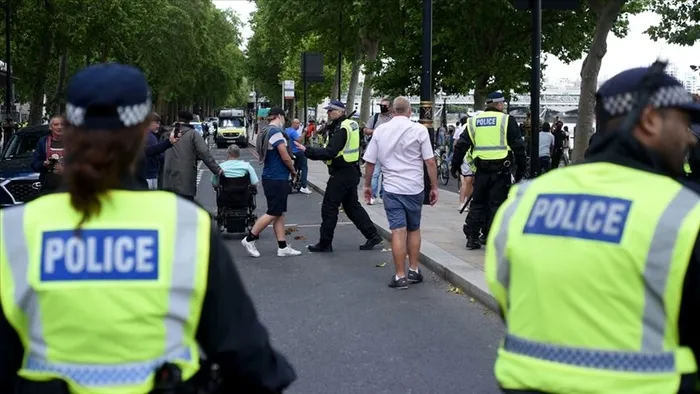 Silivri tayfayı üzecek haber! İngiltere’de sosyal medya paylaşımları nedeniyle hapis cezası yağdı! İşte örnekler...