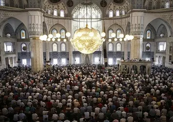 Peygamber sevgisinin edebiyata yansıması: Naat