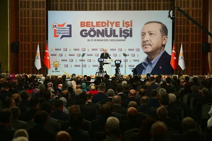 Başkan Erdoğan’dan en çok oy alan beş belediye başkanına ödül