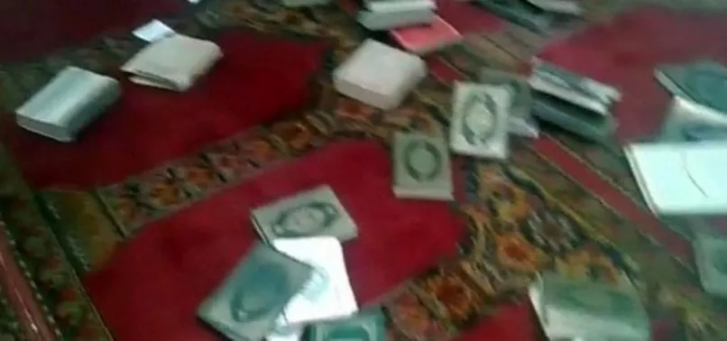 Katil Esad milislerinden camiye saldırı! Kur'an-ı Kerim'i yere attılar
