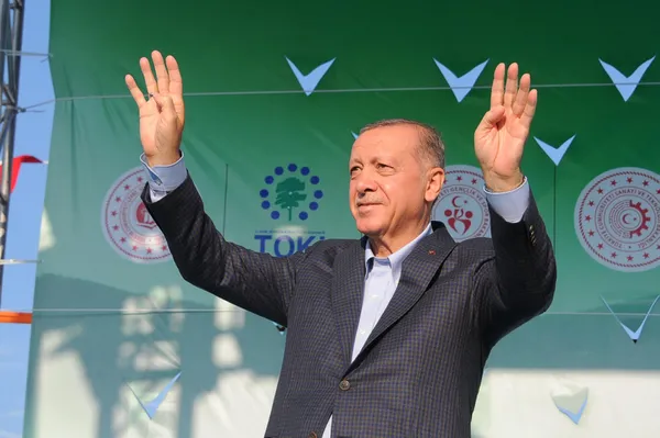 1659933779071.jpg Başkan Recep Tayyip Erdoğan A takımını topladı! Dar gelirliler için çözümler, sosyal konut projesi, Putin görüşmesi masada - 2