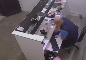 Cep telefonu bataryası böyle patladı