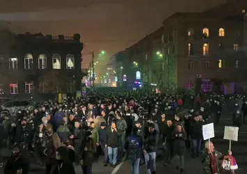 Ermenistan’da Paşinyan’a öfke dinmiyor