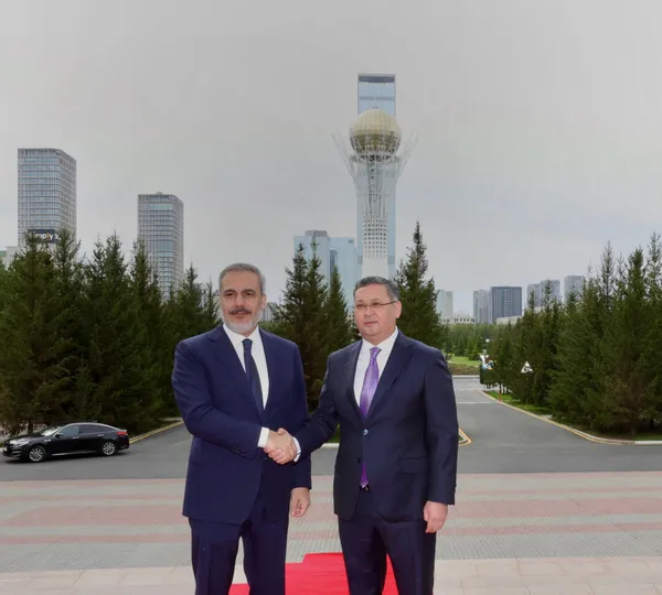 disisleri-bakani-hakan-fidan-kazakistanda-fetoye-karsi-atilacak-adimlari-konustuk-1694425295110.jpg Dışişleri Bakanı Hakan Fidan Kazakistan'da: FETÖ'ye karşı atılacak adımları konuştuk - 1