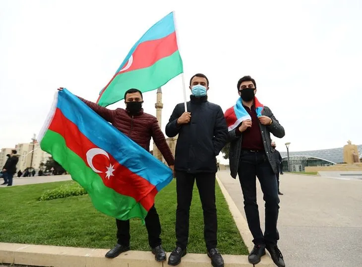 Azerbaycan ordusu 27 yıl sonra kritik bölgeye girdi! Uluslararası ajanslar bu kareleri geçti