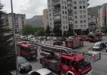 Balkonda çıkan yangın korkuttu