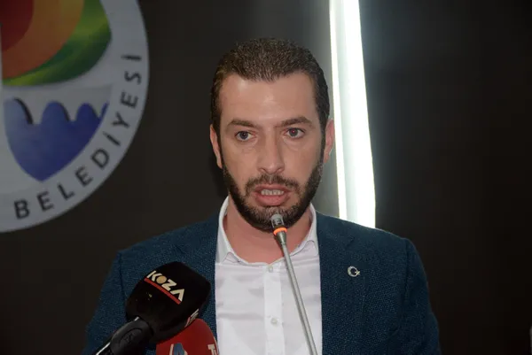 Son dakika: Ceyhan belediyesinde rüşvet operasyonu! Görevden alınan CHP’li Başkan Kadir Aydar gözaltına alındı