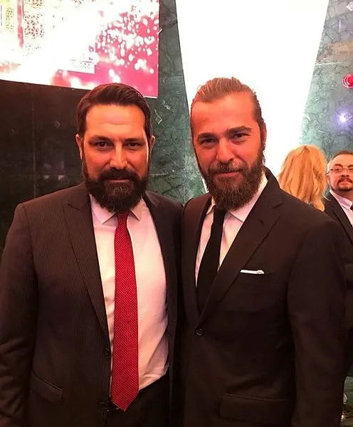 Payitaht Abdülhamid dizisinin yıldızı Bülent İnal memleketiyle olay oldu!