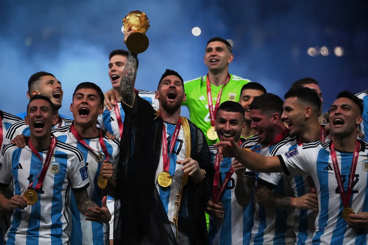 arjantin-bu-gece-messiye-veda-ediyor-milli-takimda-tarihi-ayrilik-1791304988333.jpg Lionel Messi Arjantin formasıyla (A Haber Foto Arşiv)