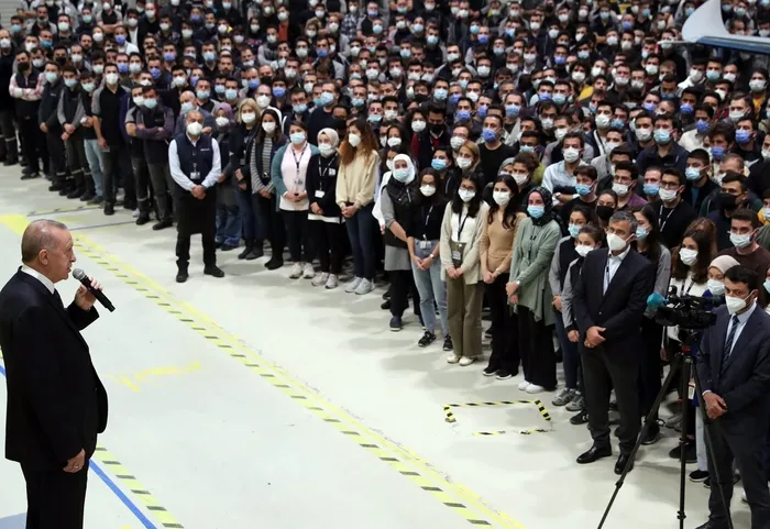 Başkan Erdoğan’dan Özdemir Bayraktar için Baykar tesislerine taziye ziyareti