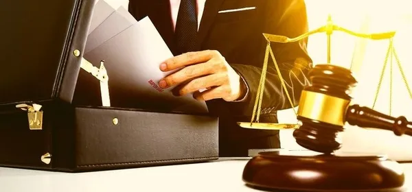 1675490768654.jpeg İstanbul Adliyesi'nde rüşvet şebekesi: Bin lira rüşvetle 28 milyonluk haciz! - 3