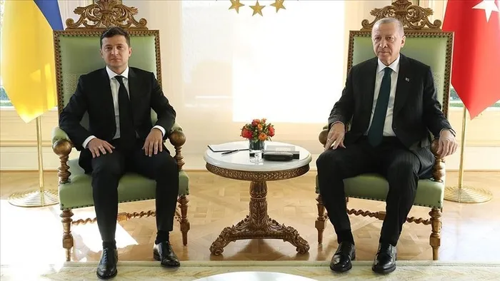 Son dakika: Başkan Erdoğan ile Ukrayna Devlet Başkanı Vladimir Zelenskiy arasında önemli görüşme - 2