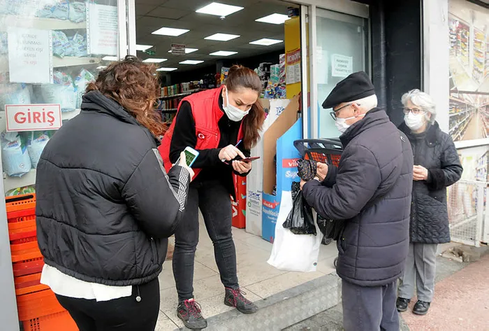 Çok yüksek riskli iller arasında olan Edirne’de yeni karar! Marketlere HES kodu ile girilecek