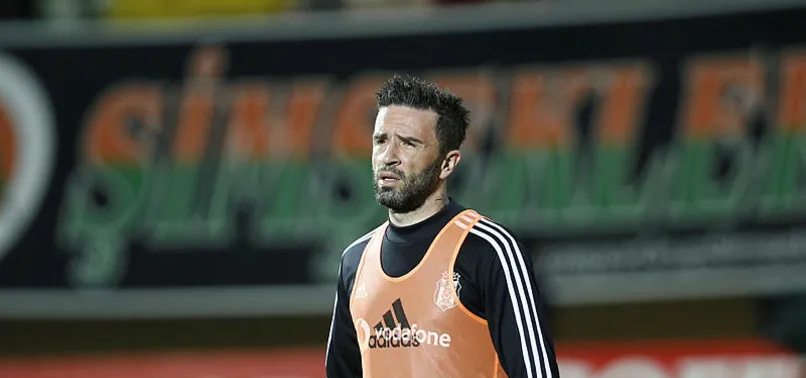 Gökhan Gönül'den Fenerbahçe'ye net mesaj: Futbolu bırakınca da Beşiktaş