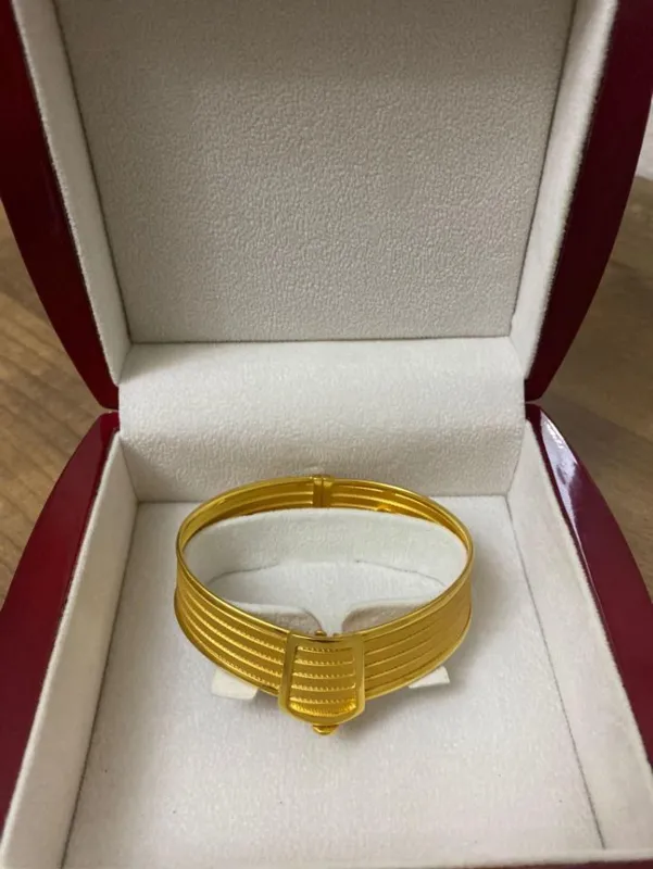 Başkan Erdoğan’ın bilezik hediye ettiği üniversiteli Tuğçe Öktem konuştu: Çocuklarıma torunlarıma hatıra olacak