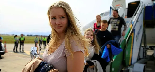 Rus turistler geliyor! Uçuş izni çıktı siteleri kilitlediler