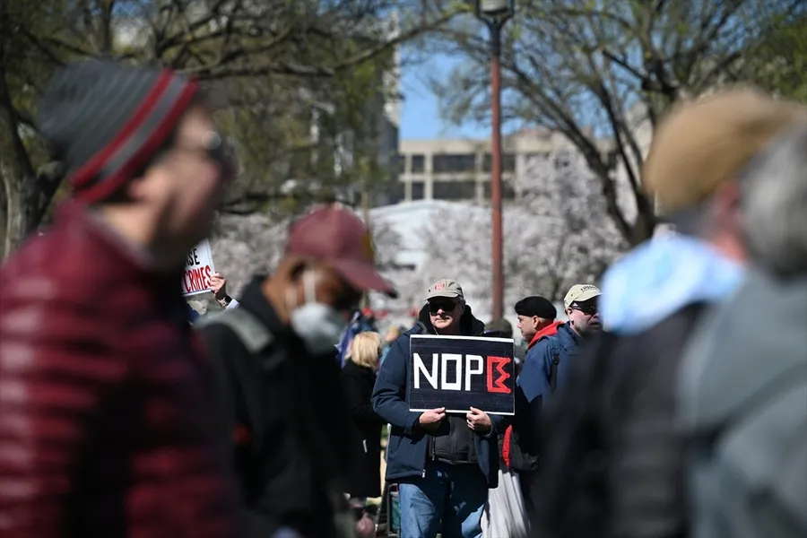 abdde-milyonlar-trumpa-karsi-sokakta-krallara-hayir-1774742298607.jpg FOTOĞRAF: AA