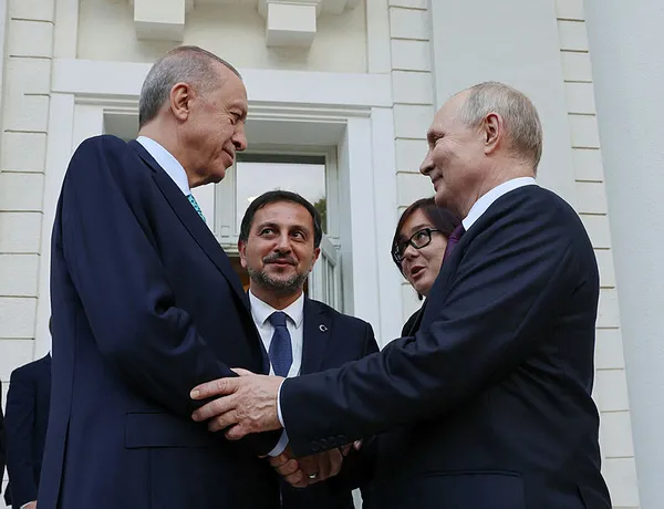 1693839969985.jpg Başkan Erdoğan Soçi'deki kritik zirve sonrası yurda döndü - 1