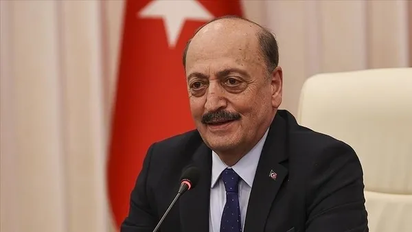 calisma-ve-sosyal-guvenlik-bakani-vedat-bilginden-son-dakika-asgari-ucret-ve-eyt-aciklamasi-1671352516856.jpeg Çalışma ve Sosyal Güvenlik Bakanı Vedat Bilgin'den son dakika asgari ücret ve EYT açıklaması! - 1