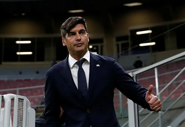 son-dakika-fenerbahcede-teknik-direktor-belli-oldu-1625053832563.jpg Son dakika: Fenerbahçe Paulo Fonseca ile anlaştı mı? Flaş açıklama - 2