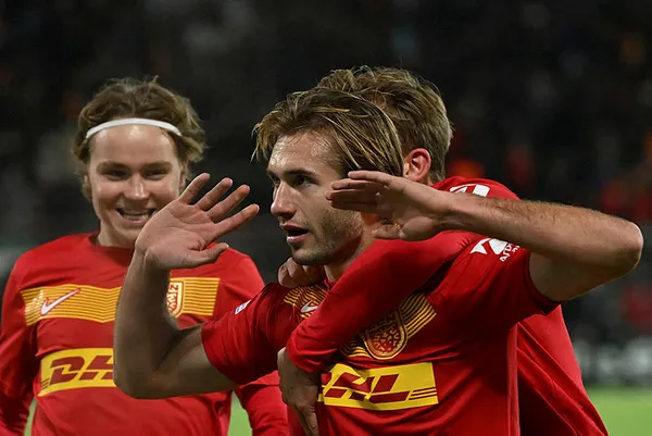 1701414781431.jpg UEFA ülke puanı sıralaması güncellendi! Hezimet haftası sonrası Türkiye'nin yeri değişti mi? İşte güncel puanlar... - 7