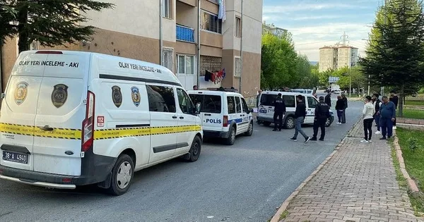 1684095167695.jpg Kayseri'de kanser hastası 3. kattan düştü! 57 yaşındaki adam hayatını kaybetti - 1
