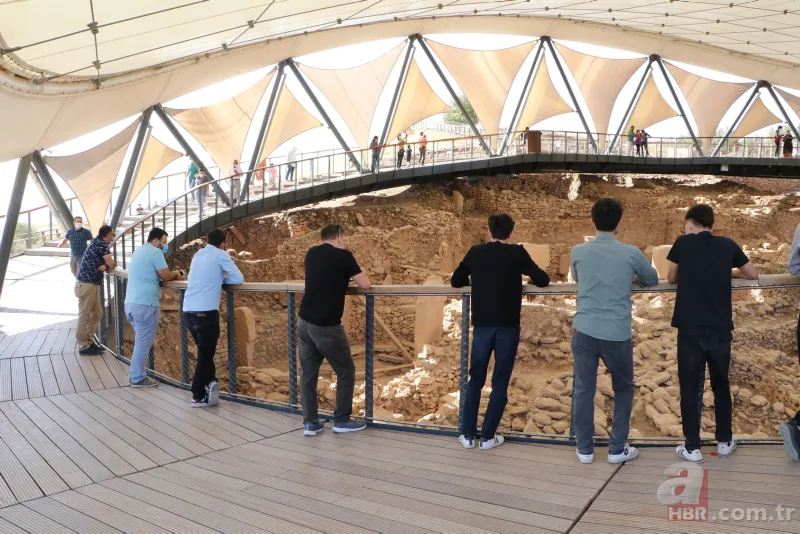 Dünyanın dört bir yanından ziyaretçi geliyor! Göbeklitepe'ye yoğun ilgi 8