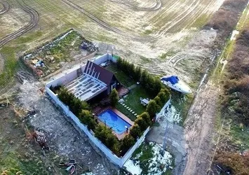 Bungalovda dehşet anları! Ölümden döndüler