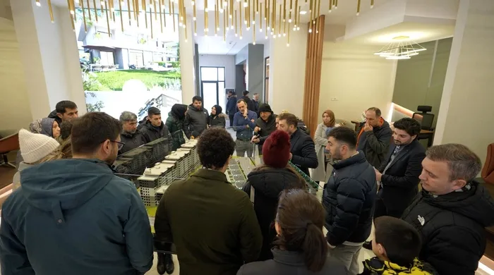 orta-gelirliye-konut-kampanyasina-yogun-ilgi-1740553766968.jpeg ʺKazançlı Yatırım Kampanyasıʺna yoğun ilgi (AHABER)