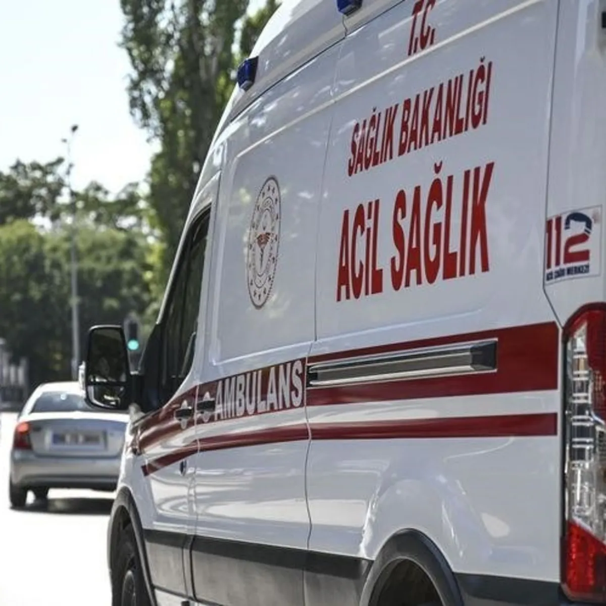 Mersin'de otomobil devrildi: 2 ölü 2 yaralı